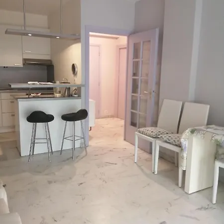 Narval One Bedroom